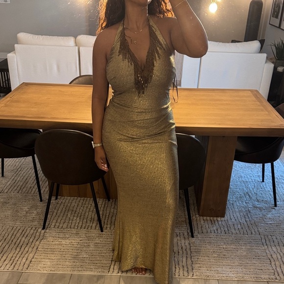 BELLE Badgley Mischka Gold Fringe Beaded Neckline Halter Dress Gown Size 6 - Picture 3 of 7